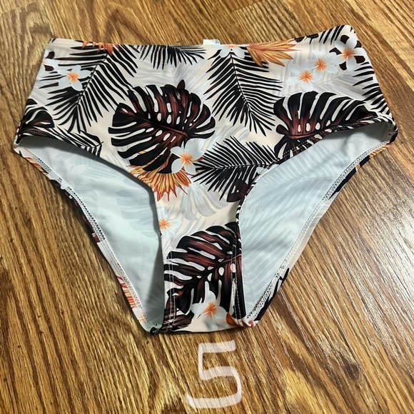 Lot of Swim Separates S/M - Picture 8 of 14